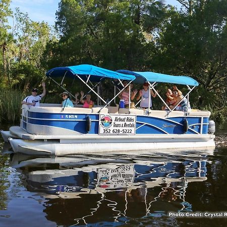 River Safaris, Stationary Class A Motorcoach, Old Homosassa Eksteriør bilde